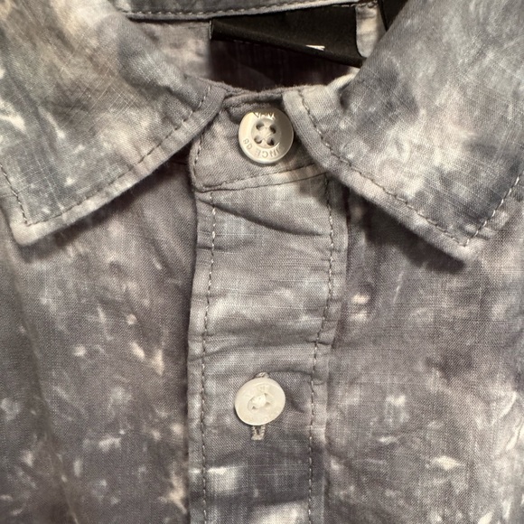 Vans button up - Picture 4 of 4